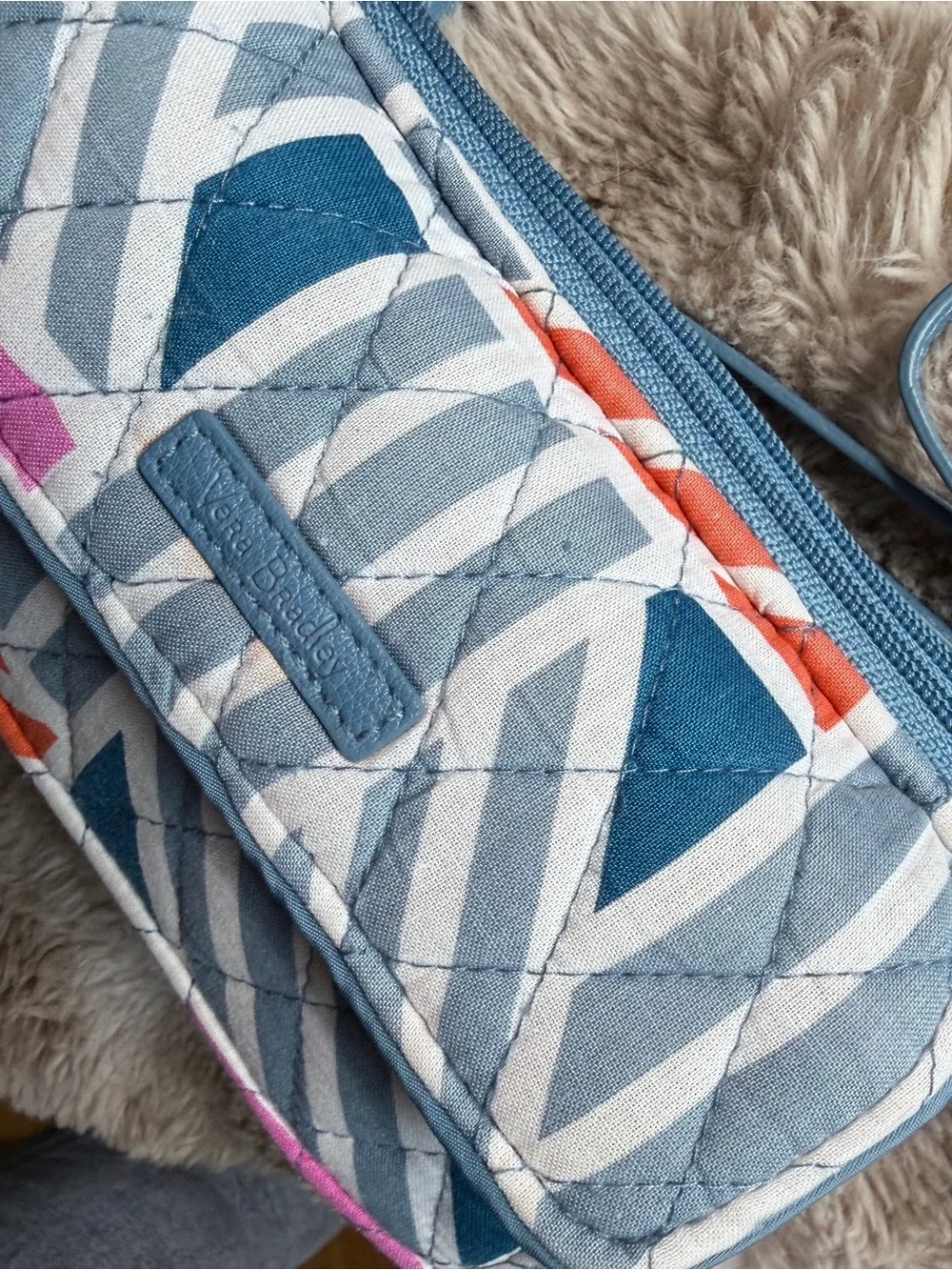 Vera Bradley RFID Wallet Crossbody Blue 90s style Geometric Quilted Purse